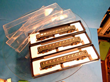 DYNAM/France Spur N:"3 x 4-achs. Schnellzugwagen, SNCF,2.Kl."...........ladenneu