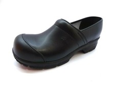 Sanita geschlossene Clogs