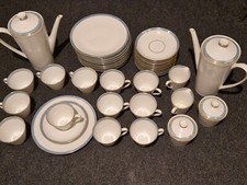 Tafel- und Kaffeeservice 12