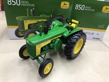 ERTL 1/16 Scale JOHN DEERE 850