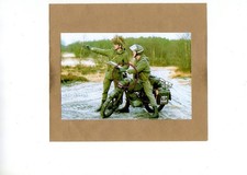 FOTO BUNDESWEHR KRADMELDER KRADFAHRER MOTORRAD HERCULES SOLDATEN HELME UNIFORM