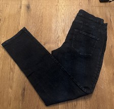 MAC: schwarze Jeans, Modell