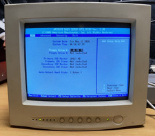 🕹️ VINTAGE 9" VGA COLOR