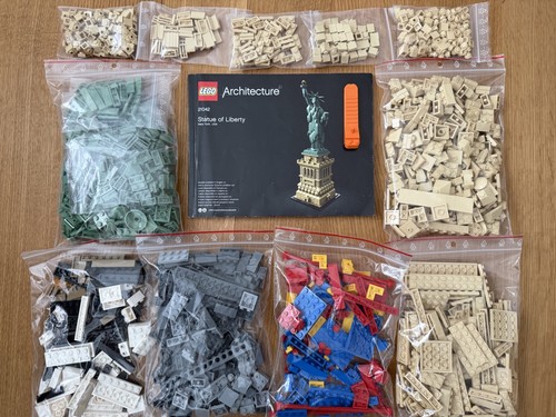 Lego architecture 21042 - lego,