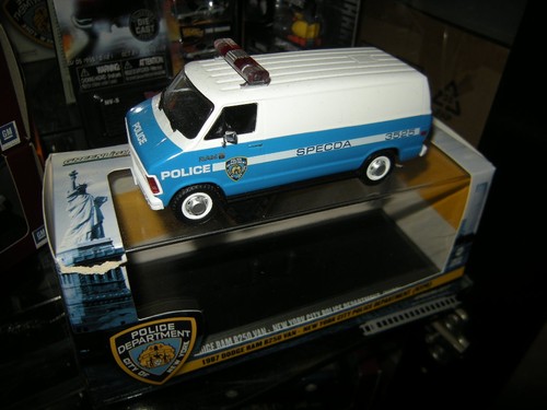 Greenlight police - 1:43,