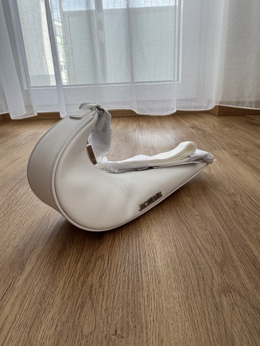 Nike jacquemus tasche neu - jacquemus,