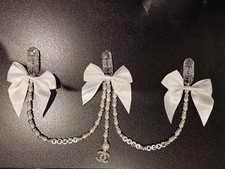 PERSONALISIERTER CHANEL DREIFACH KINDERWAGEN ANHÄNGER CLIP 