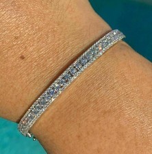 Schöne 7.00 CT Rundschliff