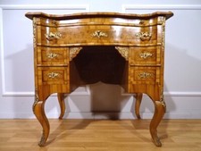 HANNIS ANTIQUE STORE /