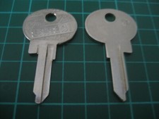 Peugeot 204, 304, 404 Bauj. 65-74  Schlüsselrohling Errebi NE44, Profil NEIMAN