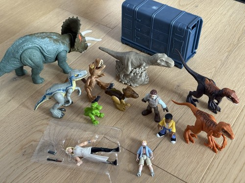 Jurassic park world figure - /, &