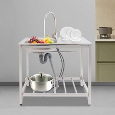 Edelstahl Spüle auf Werkbank