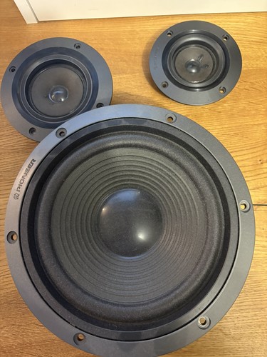 Chassis aus pioneer - aus, cs