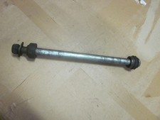 Achse hinten Suzuki GSX-R 750