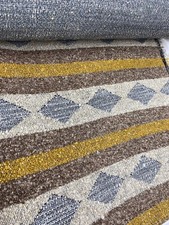 4,8 Meter Senf und Braun