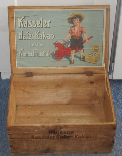 Uralte große holzkiste - große,