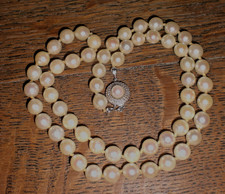 Perlenkette Akoja 585