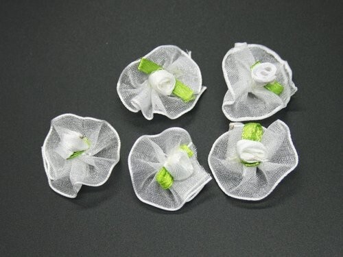 Satinrosen auf organza - 10,