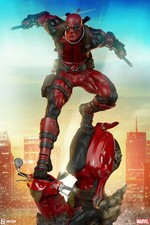 DEADPOOL Premium Format Figure