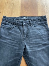DKNY*** HERREN JEANS ** W32/L32** SCHWARZ ** LEDER** GUTER ZUSTAND!!!