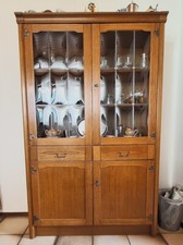 Sehr gut erhaltener Vtrinenschrank mit Bleiverglasung, Eiche rustikal