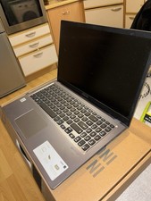 ASUS Vivobook 15