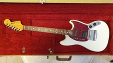 fender MUSTANG 2006 olympic