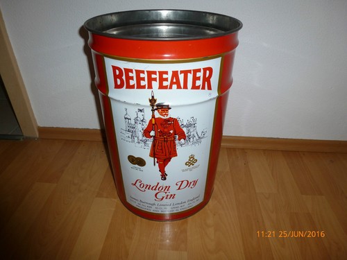 Alte sitztonne aus blech - alte,