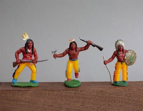 Ddr indianer aus gelbem gummi - indianer,