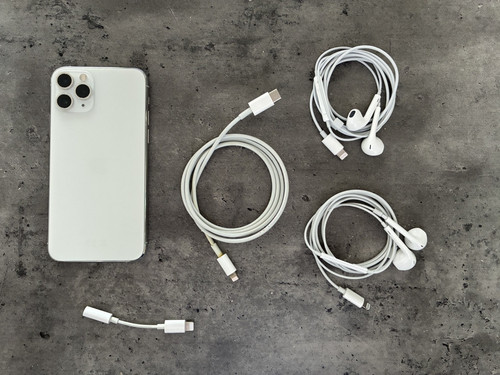 Apple iphone pro - iphone,