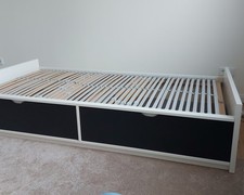 Ikea Bett Flaxa mit Kopfteil