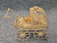 Kinderwagen für Puppen und
