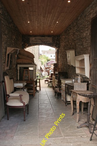 Photo 6x4 furniture restorers - photo,