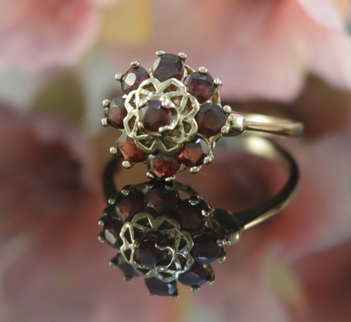 Granat ring 333er 8 karat - in,