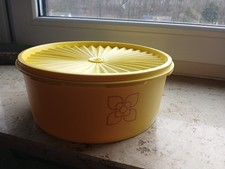Tupperware Schüssel