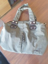 1 Stück Tasche Handtasche Schultertasche Kangaroos army grün sehr gut