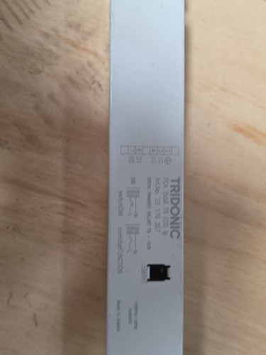 Tridonic pca 2x58 eco ip - t8,