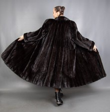 16355 GLAMOURÖSER ECHTER NERZ MANTEL PELZ SWINGER SEHR LANG PELZ SCHÖNE OPTIK GR L