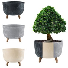 Blumentopf mit Füßen