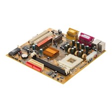 Mainboard PC CHIPS M810LR REV:7.0x SOCKEL 462 (A) SDRAM AGP PCI AMR mATX