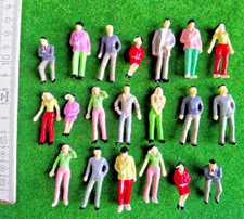 20x Modelleisenbahn Figuren