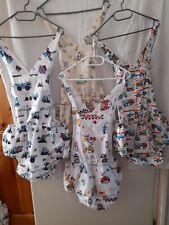 Latz Spielhose mit PVC Gummihose  AB/DL verschiedene Motive M -L und 2 in XL