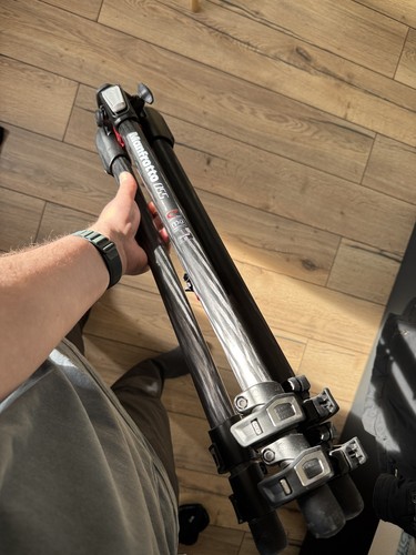 Manfrotto carbon fiber tripod - carbon,