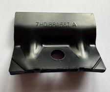 Original VW Batterie Halter Befestigung für VW Bus T5 Multivan 7H0881567A