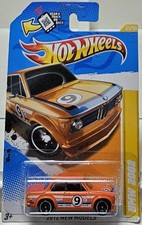Hot Wheels 2012/021 - New Models 21/50 - BMW 2002