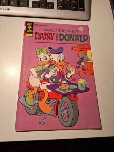 Walt disney daisy - walt,