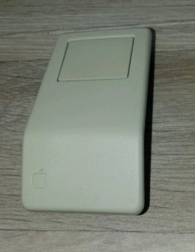 Apple desktop bus mouse adb - apple,