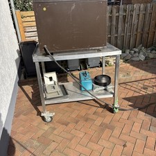 Edelstahl Arbeitstisch mit