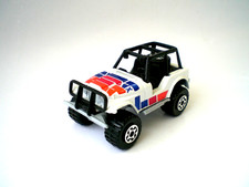 MATCHBOX * JEEP 4x4 * METALL BODENPLATTE * WEIß * 1983 * MACAU * OHNE OVP