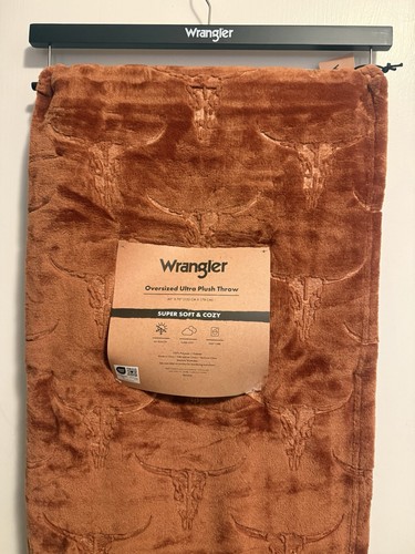 Wrangler ultra soft plush - soft,